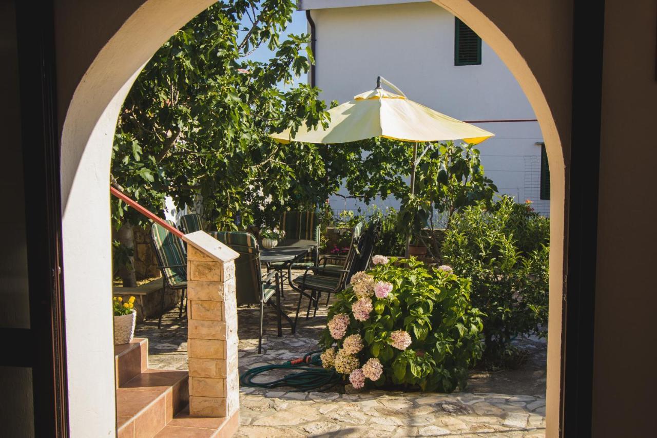 Apartmani Alic Sibenik Ngoại thất bức ảnh