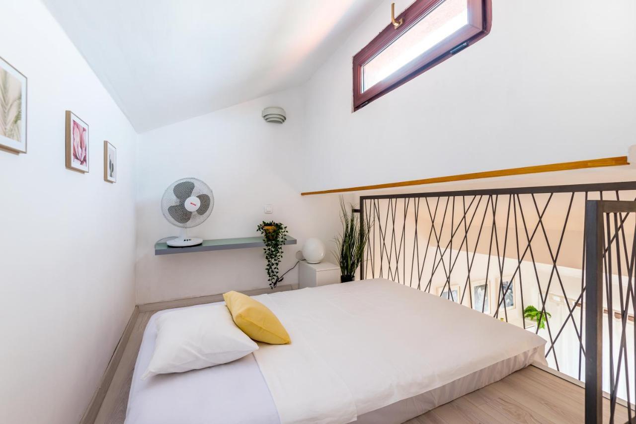 Apartmani Alic Sibenik Ngoại thất bức ảnh